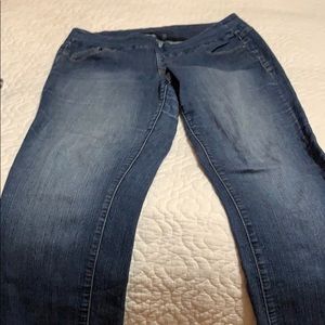 Jag jeans - pull on style.   Used/ good condition